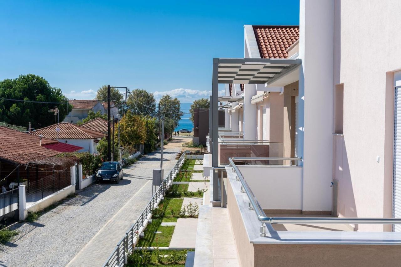 Dionysos Residential Complex * Ofrinion